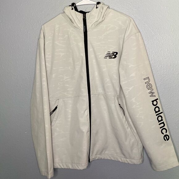 New Balance Gray Full Zip Hooded Jacket Size Medium - Picture 1 of 12